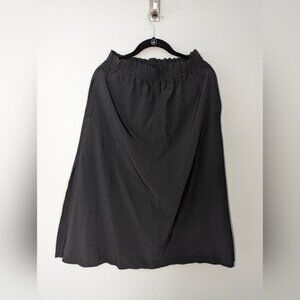 Athleta Black skirt. Women's size small skirt. Athleta Black small skirt.